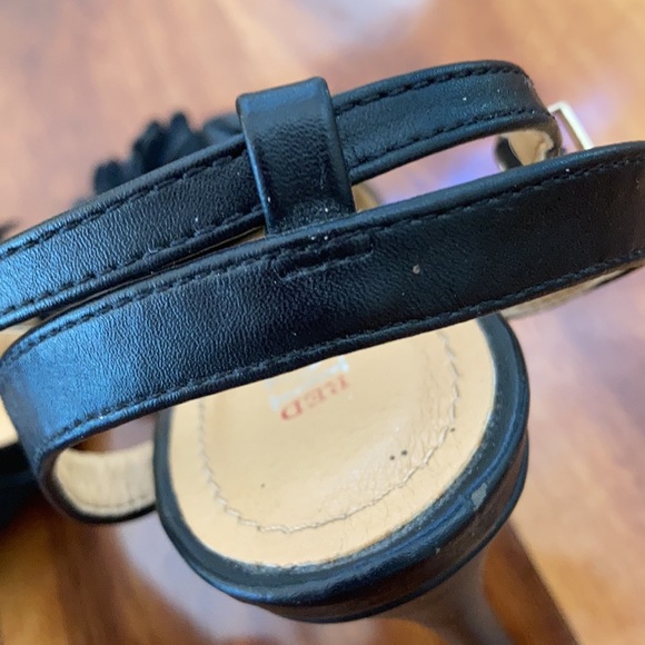 RED KISS stilettos with floral corsage Size 7 - Picture 9 of 9